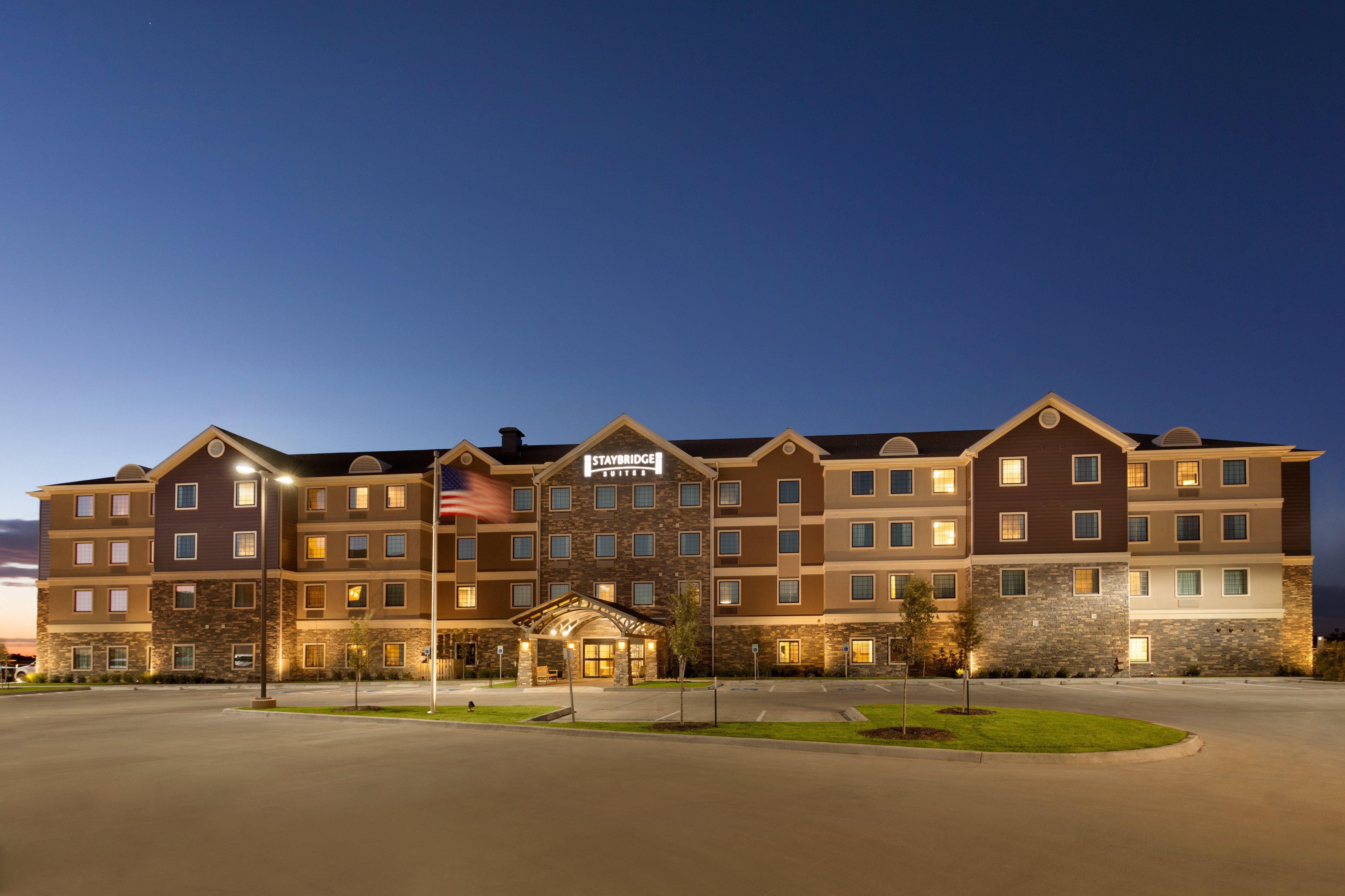 Staybridge Suites Midland By Ihg Екстериор снимка
